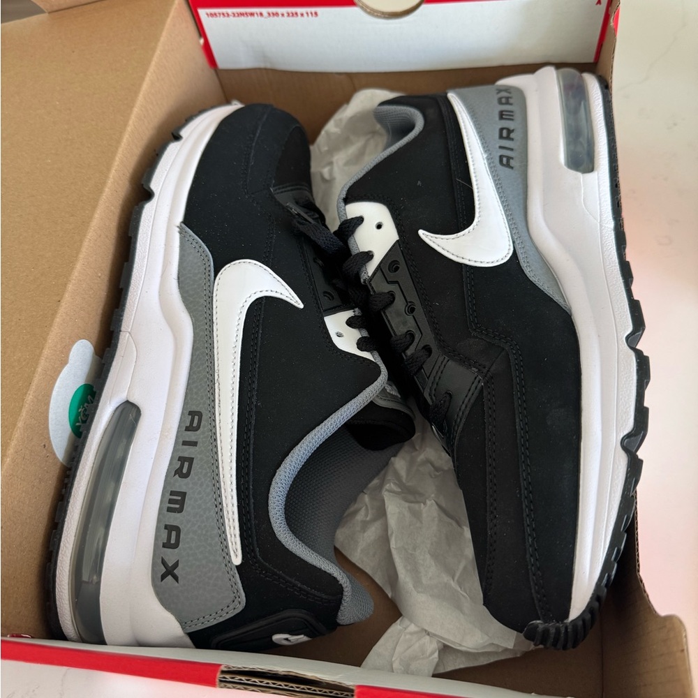 Nike Air Max LTD 3 Men’s Size 9.5 Shoes Brand New in box. Black & White.